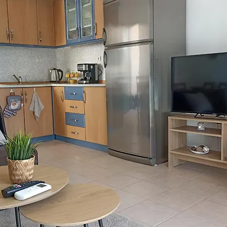 St George In Mouries Dionisiou Apartamento *